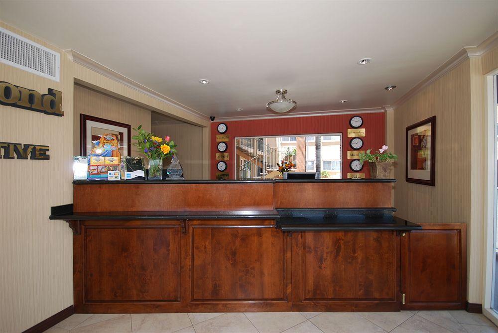 Pasadena Rose & Crown Hotel Екстер'єр фото