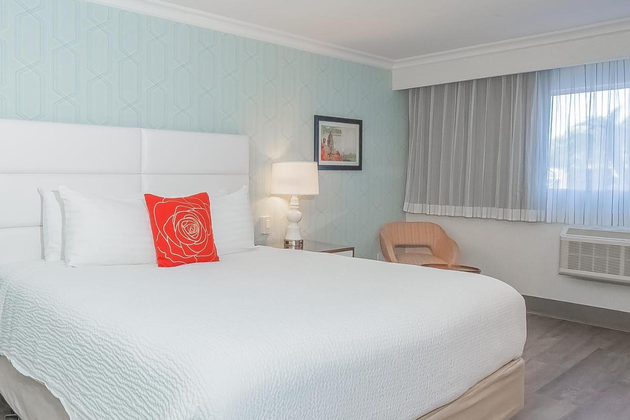 Pasadena Rose & Crown Hotel Екстер'єр фото